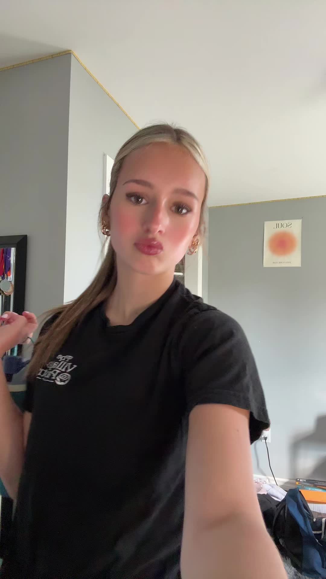 @chloslay 😈🌟