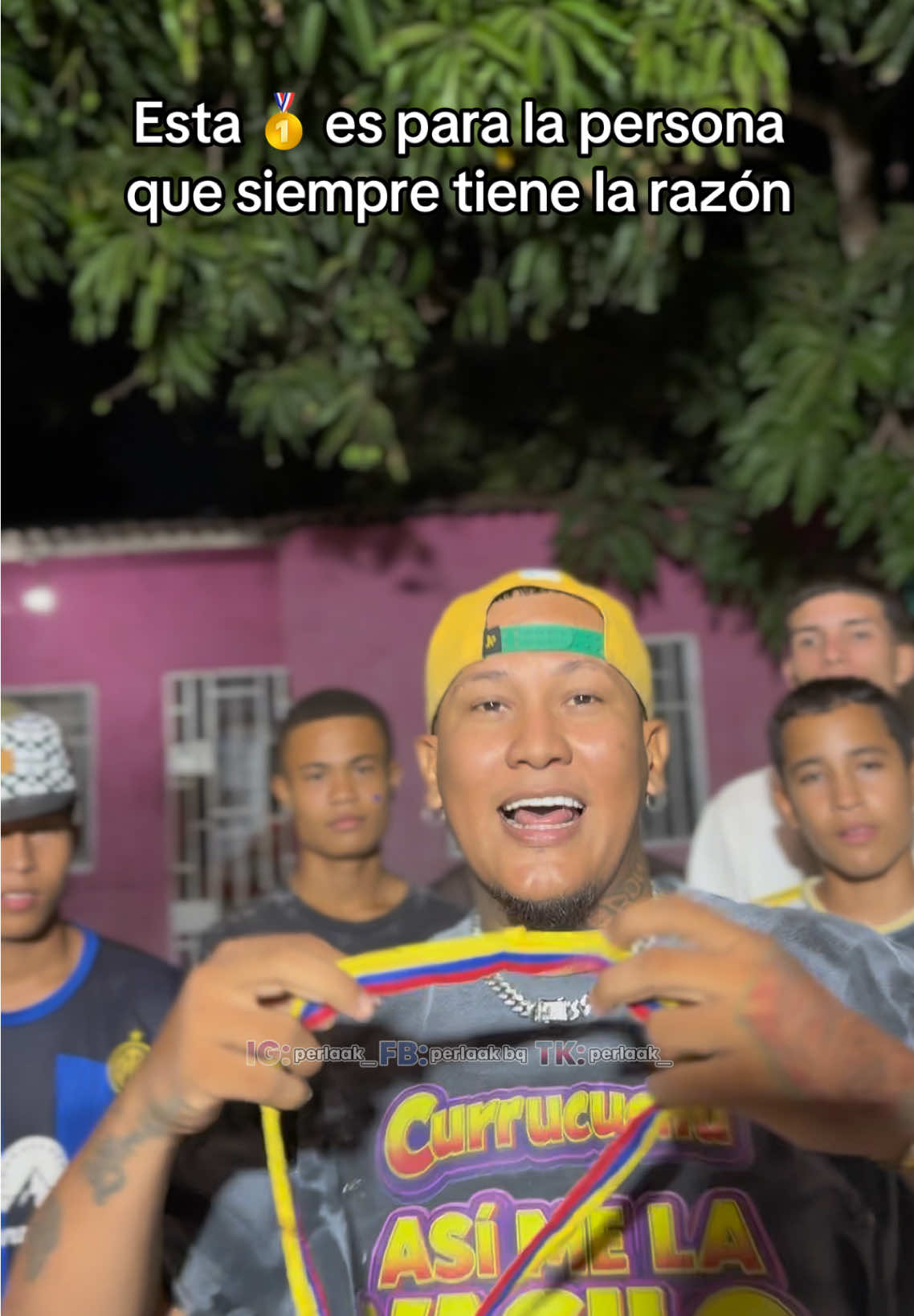 @Perlaak
