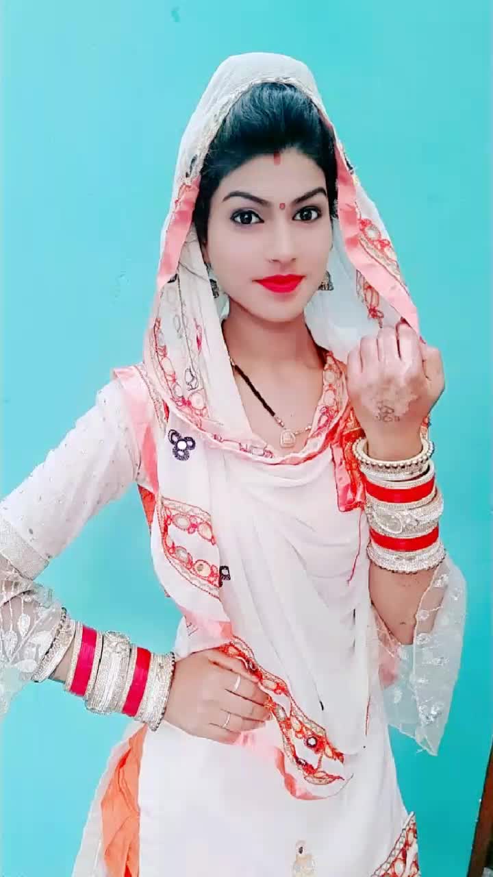 @jailovepriyanka