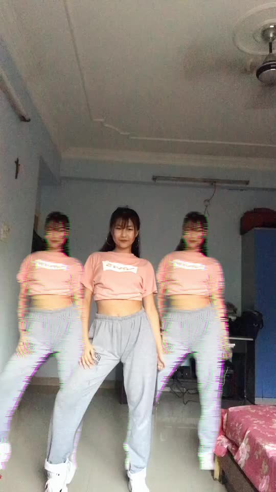 @Veronica awungshi