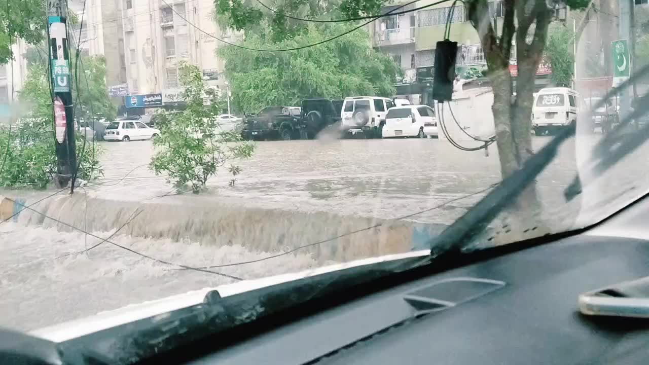 @𝙢𝙖𝙝𝙞𝙞 𝙜🌊