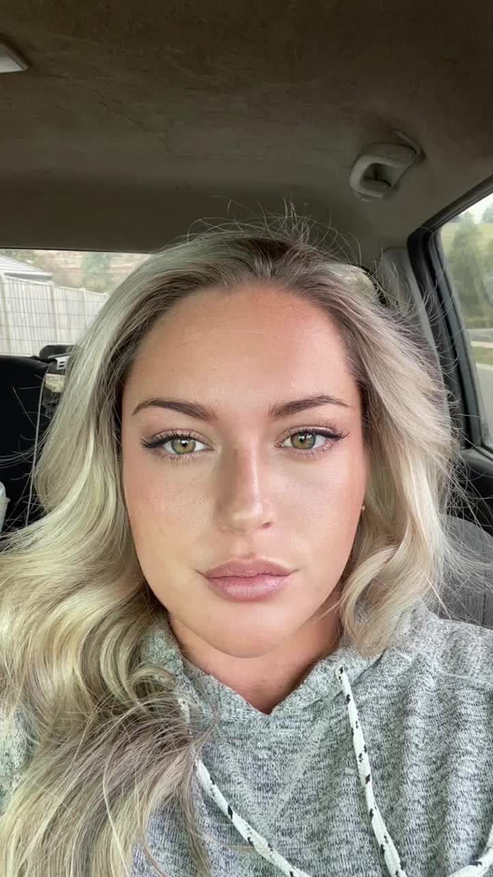@CountryCurves_OF
