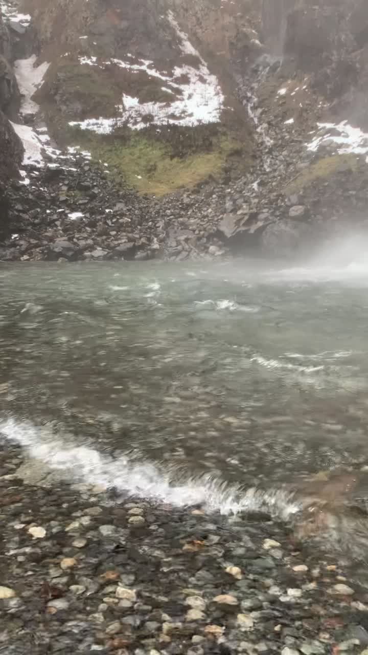 @PNW-Hikes