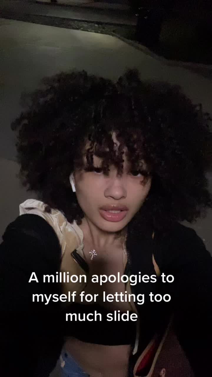 @loralvy