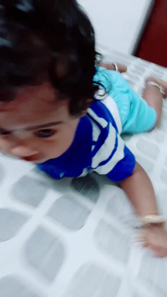 @sanகீ
