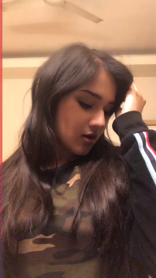 @sakshi_mago