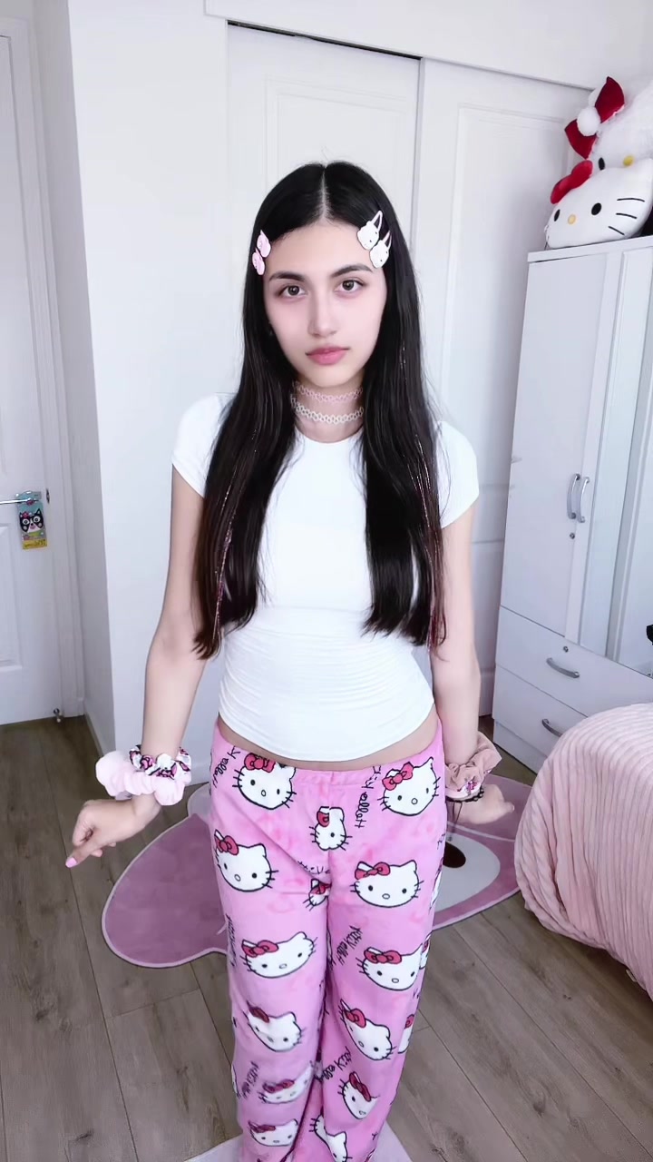 @⋆˚࿔ Sofia/소피아 𝜗𝜚˚⋆⁷