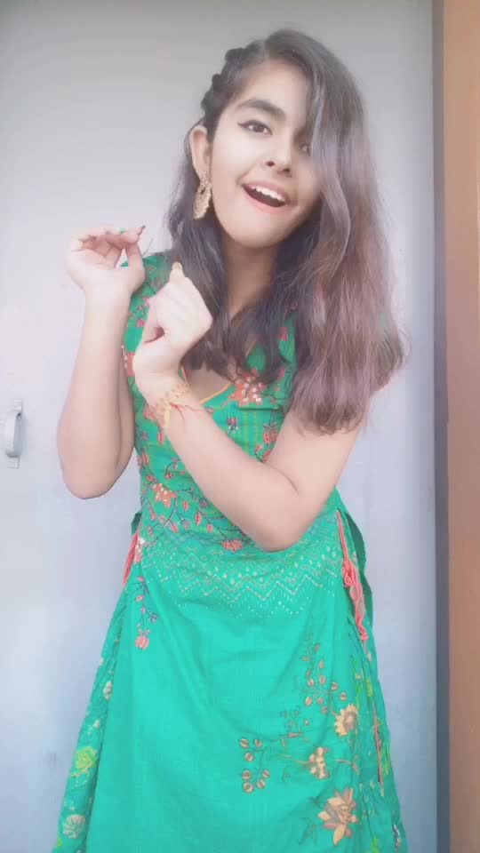@❤Shriyanshi Pathak❤