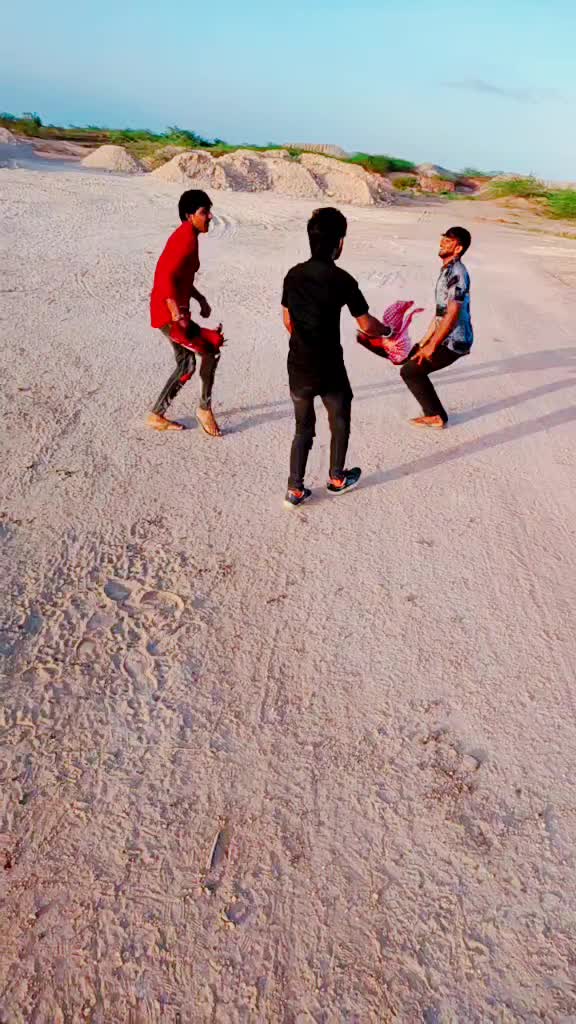 @P K Aal. 105