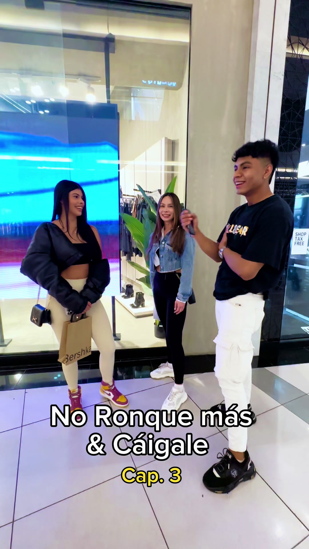 @R A Y O