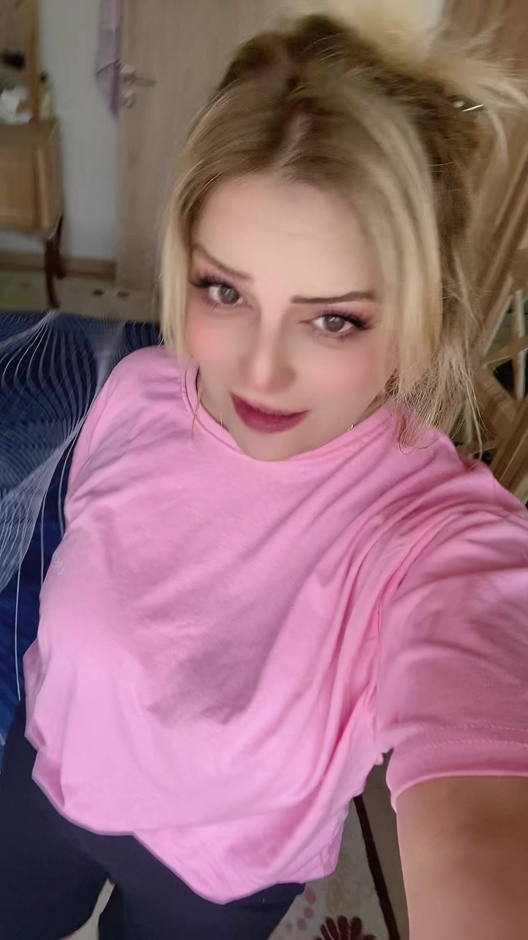 @Yalan dünya🥀