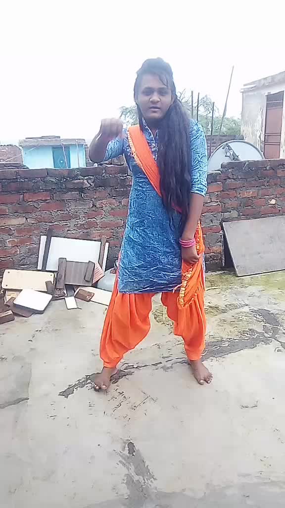 @Khusi
