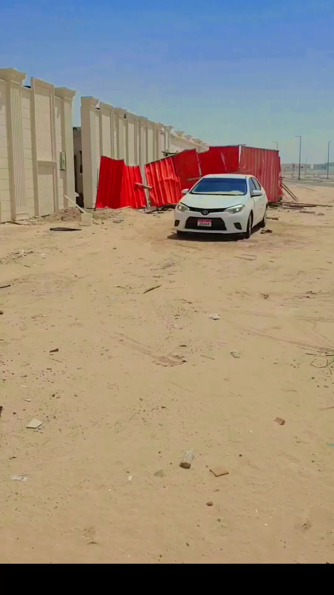 @🇵🇰M K🇦🇪