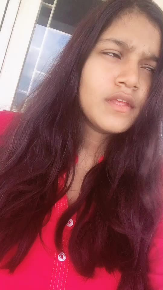 @RIYA 👑