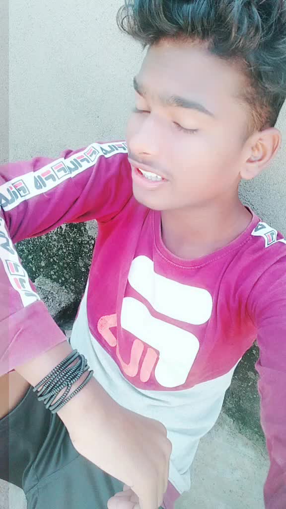 @sad boy pintu