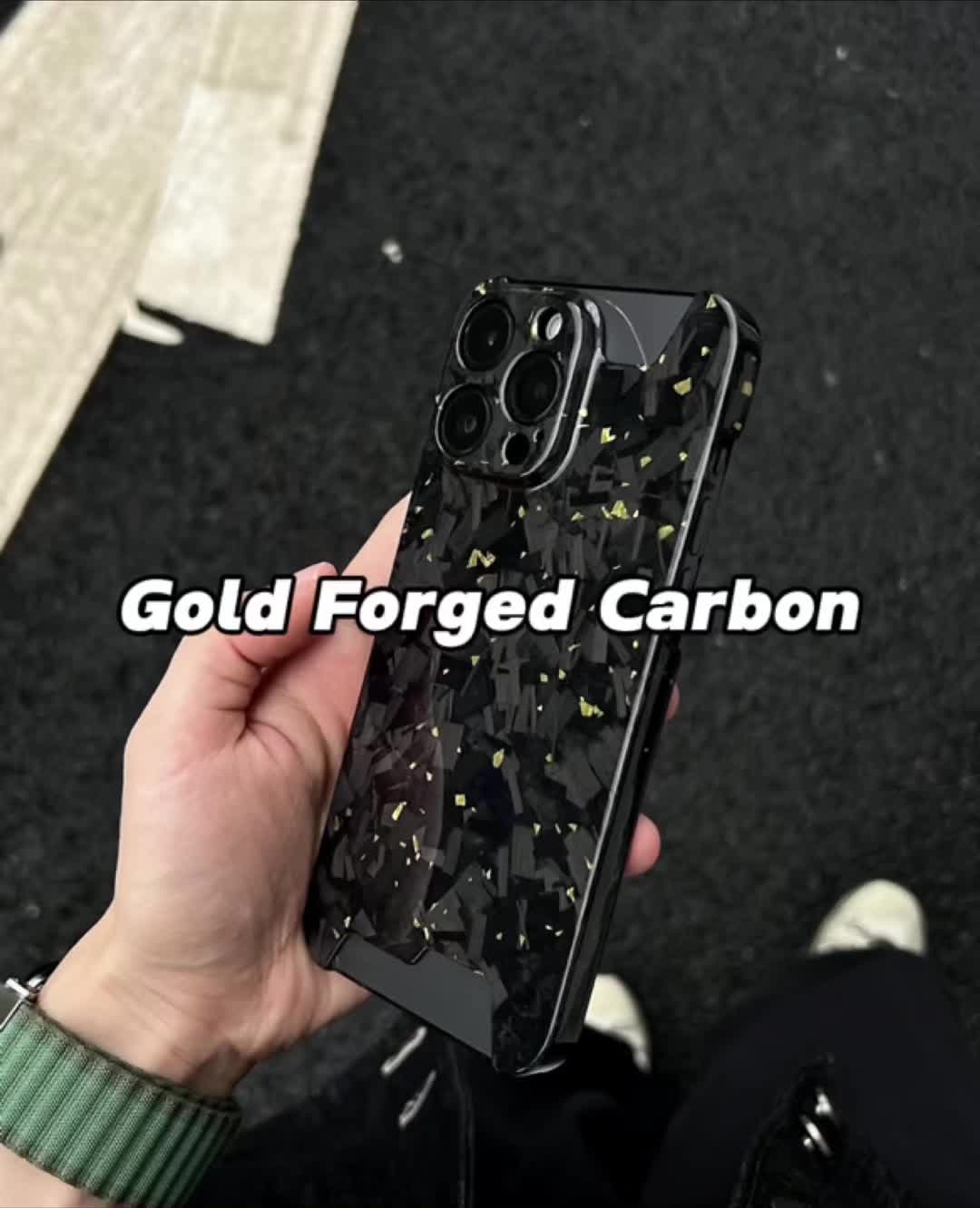 @iCarbonCase