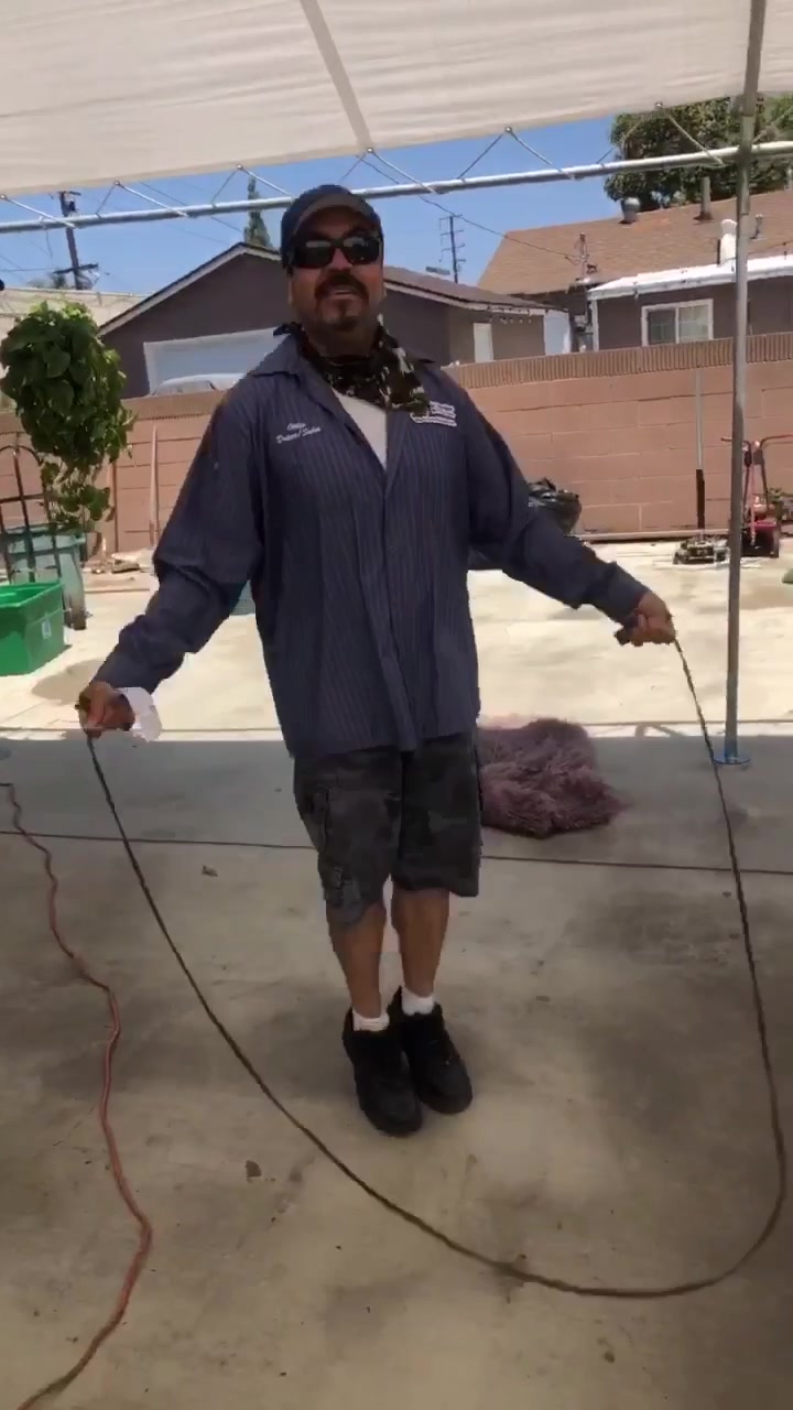 @hennybearr