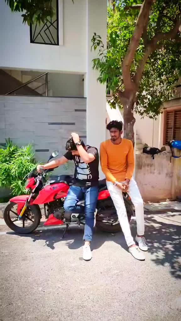 @pOoMaNi_pALaK