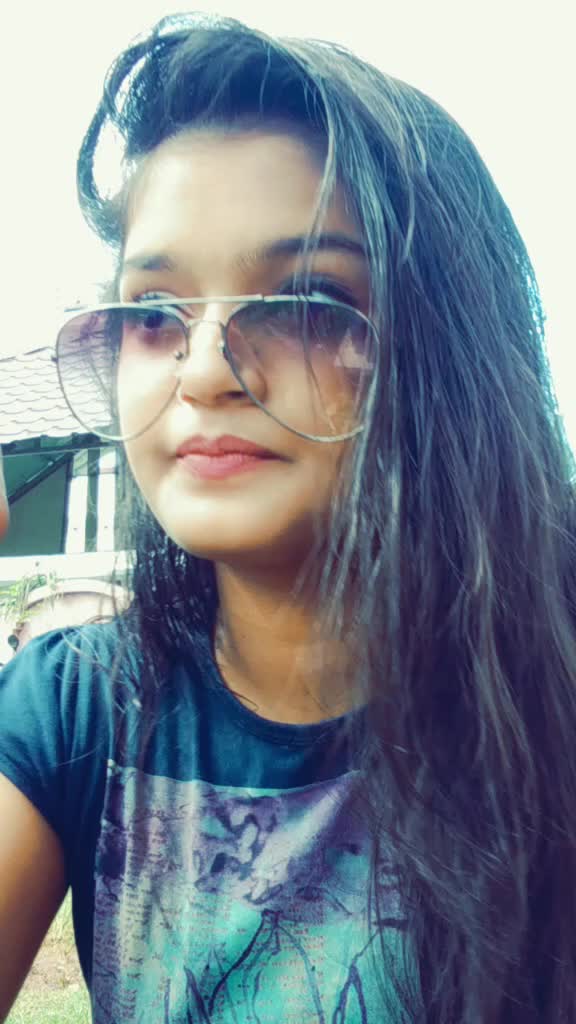 @🌍SLAY QUEEN TRISHA🌍