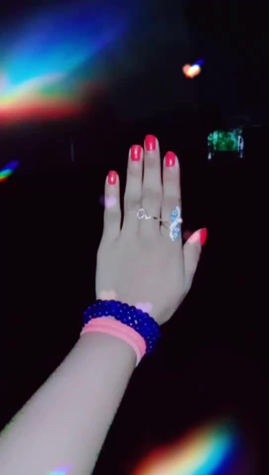 @😘Anvi😘