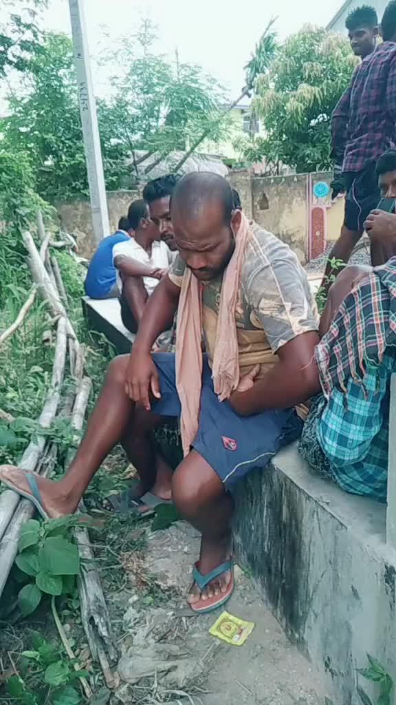 @ମୋ ଜୀବନରେ ଖୁସି ନାହିଁ
