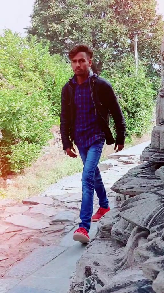 @Aryan Meena