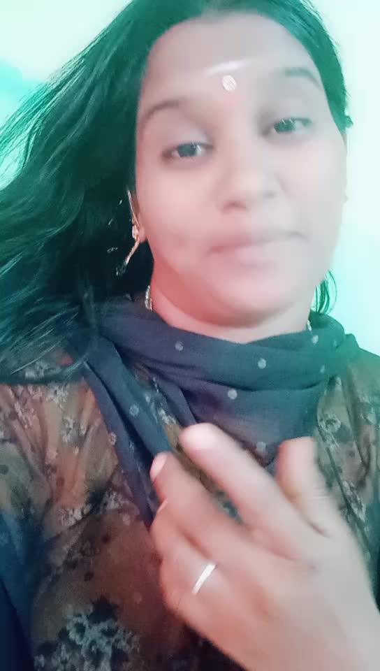 @பேபி தமிழ் பெண்