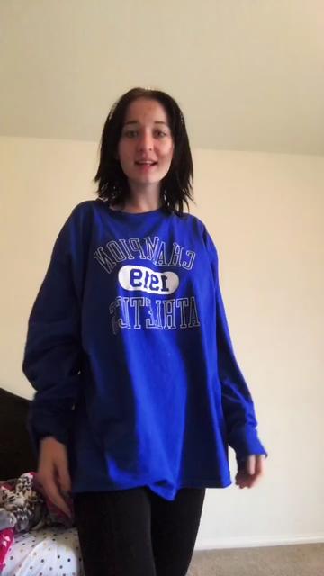 @LizzieG