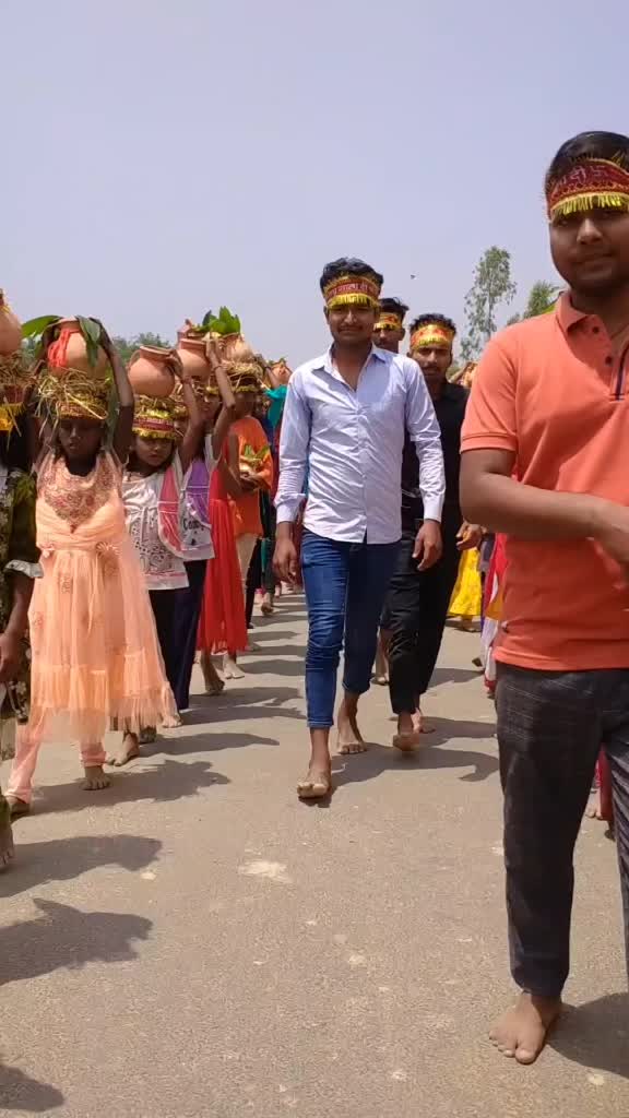 @Muna kumar sah  3