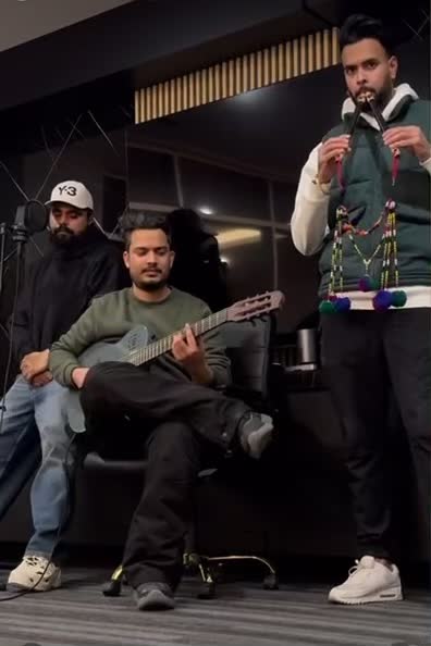 @ਸੁੱਖਮਨ 🌙♥️
