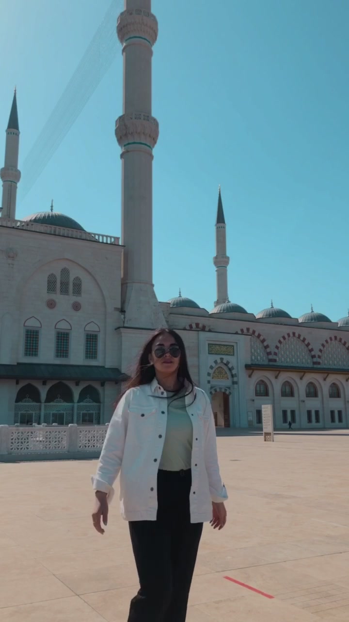 @lilya_mukh