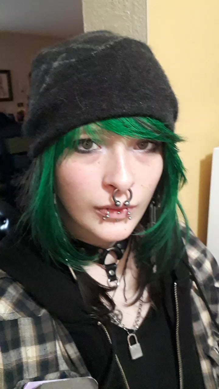 @auradish