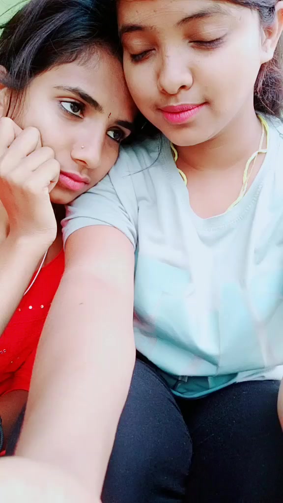 @Niveditha chinnu
