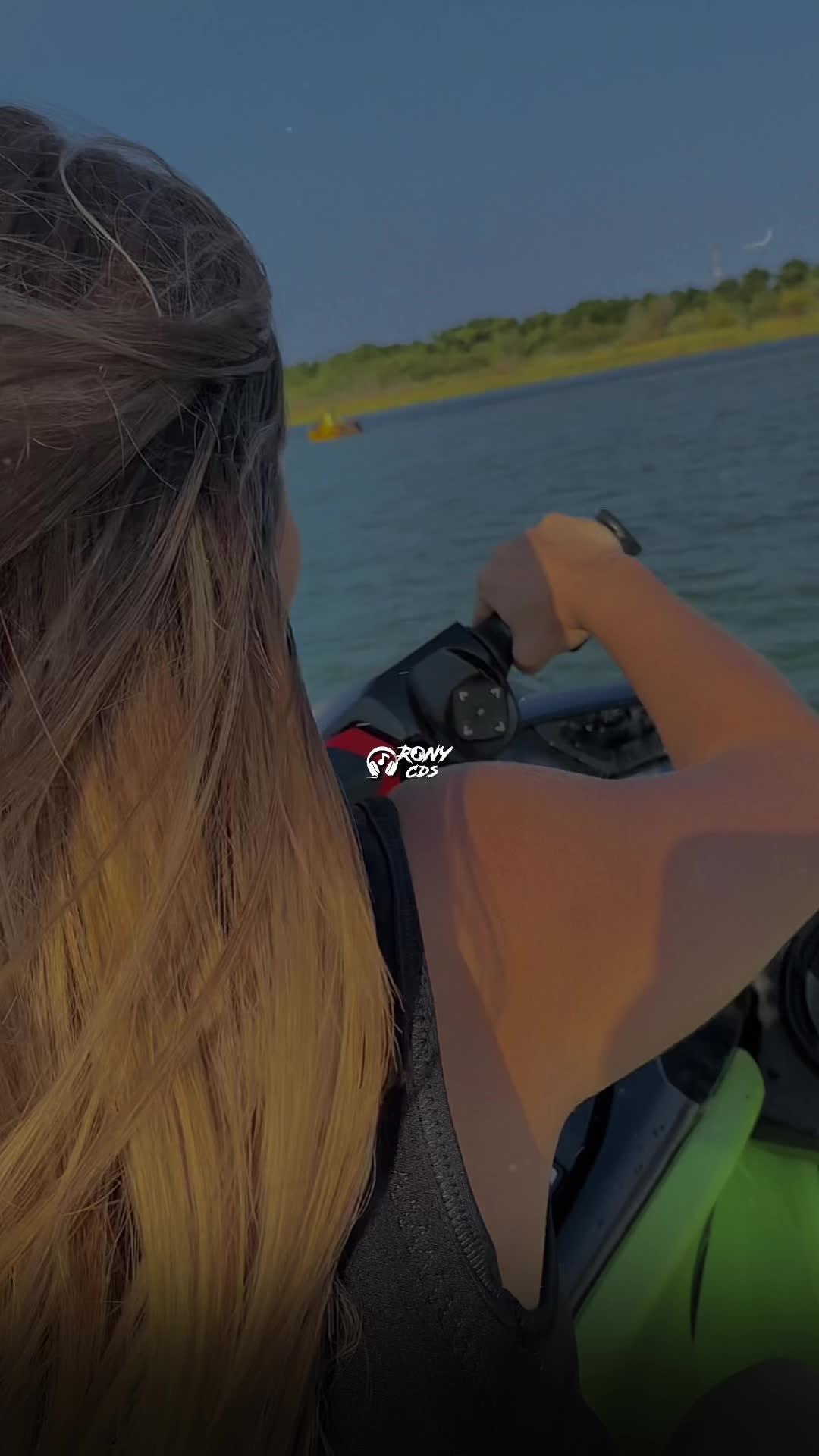 @Vitória Rufino