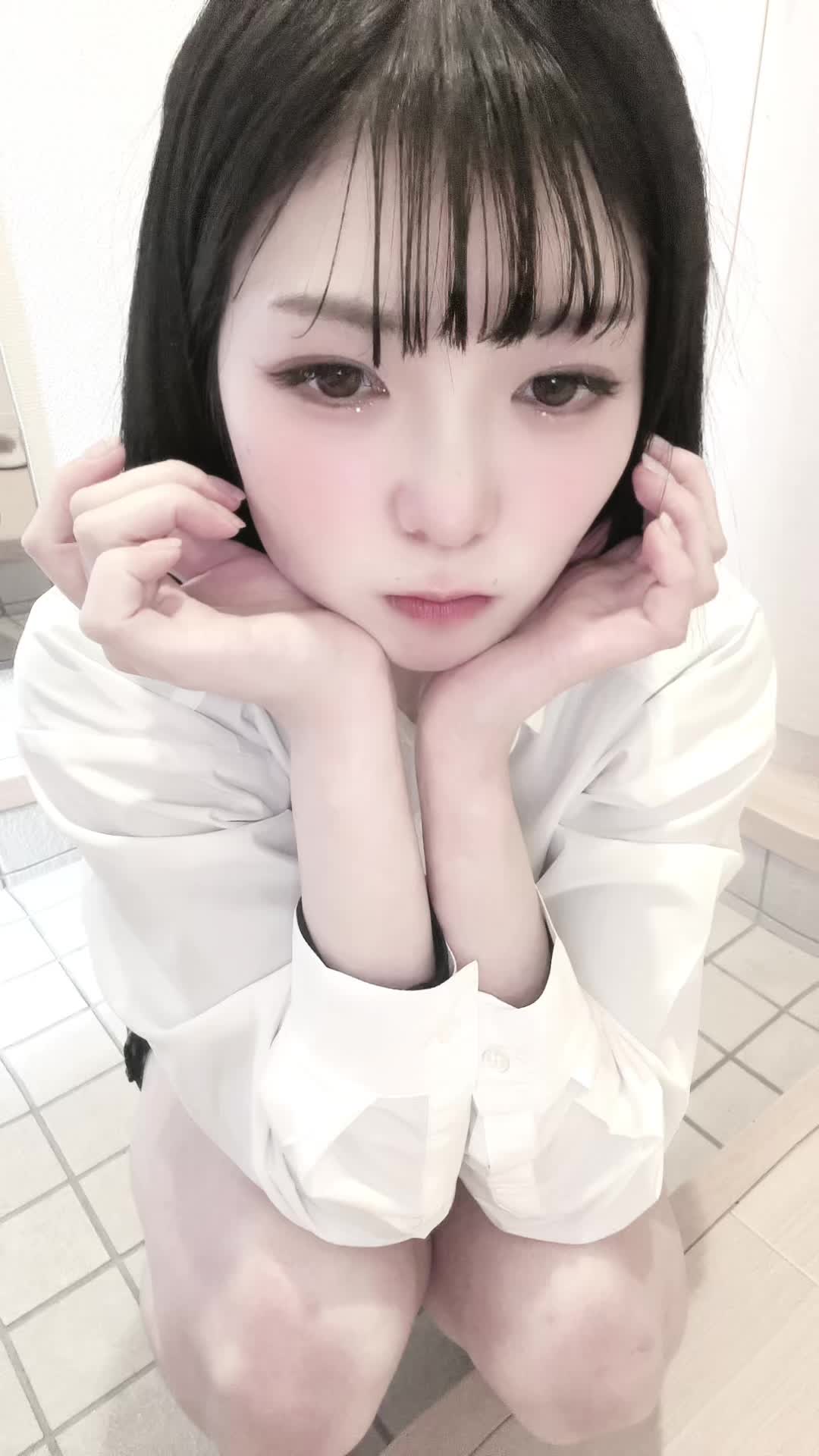 @くらげ
