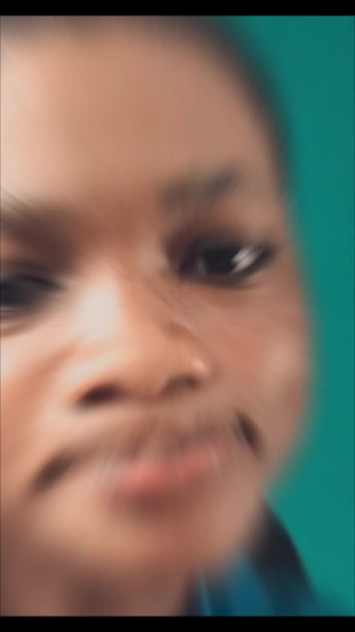 @Victoria June