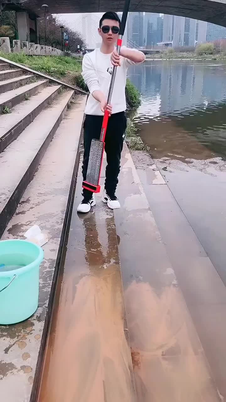 @topous2021