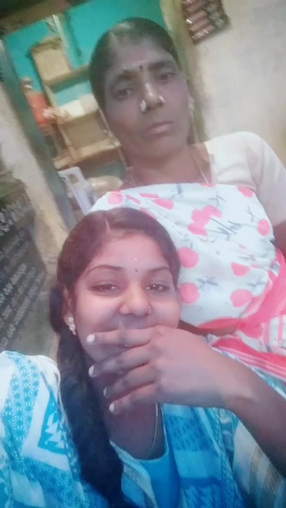 @kaviya