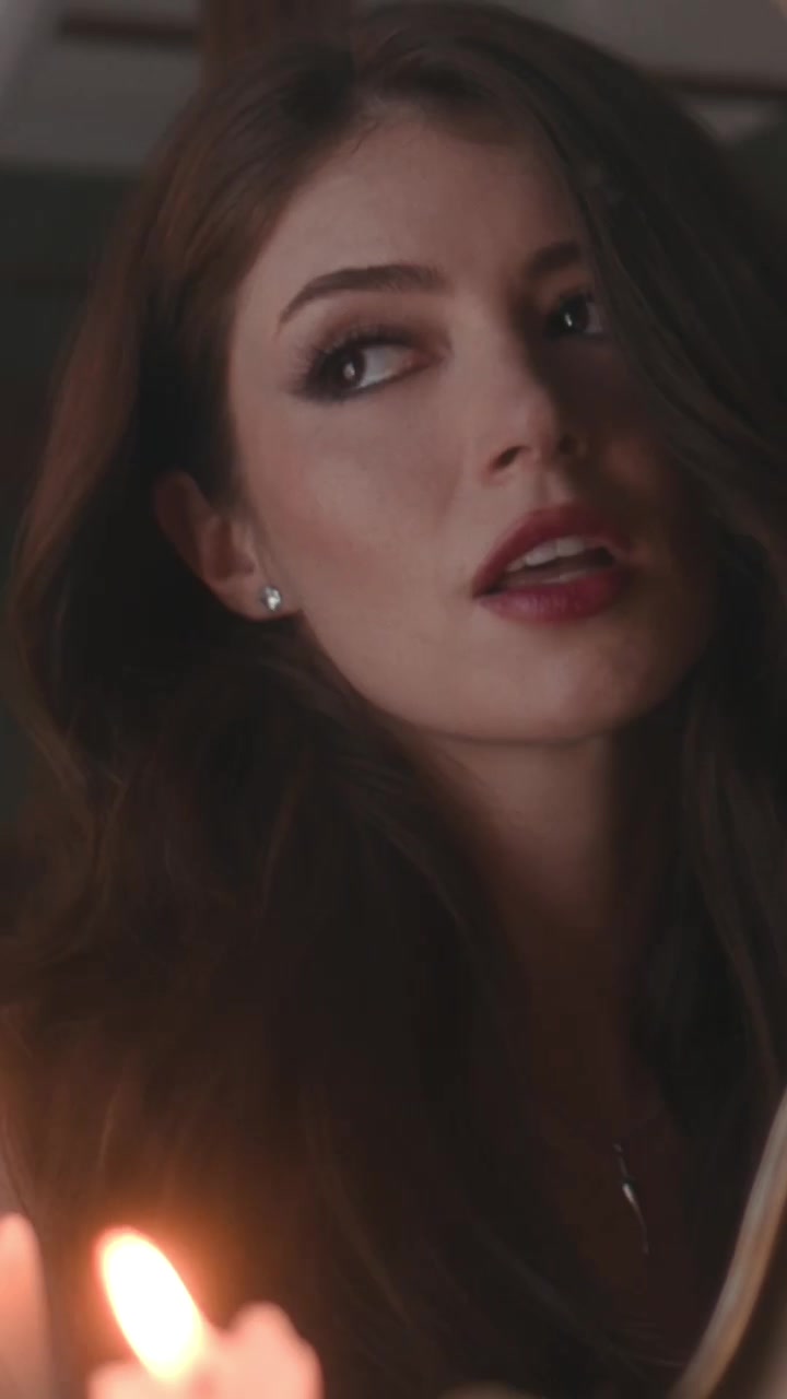 @chrissycostanza