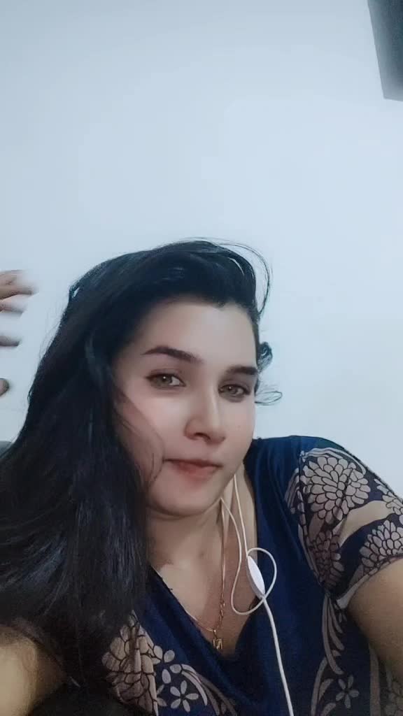 @♥️A Queen Here♥️