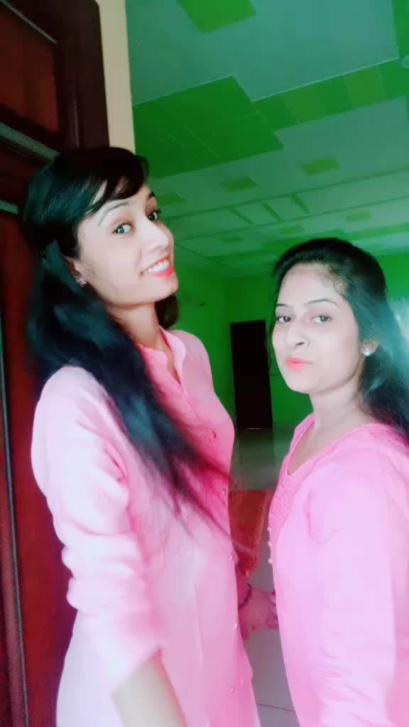 @miss_arora😍😍