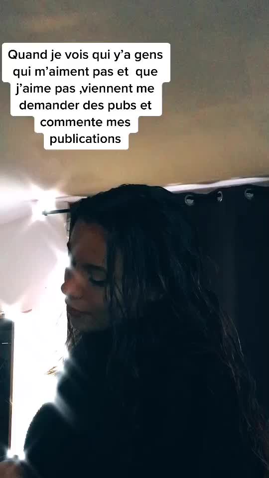 @lãūrä 👑