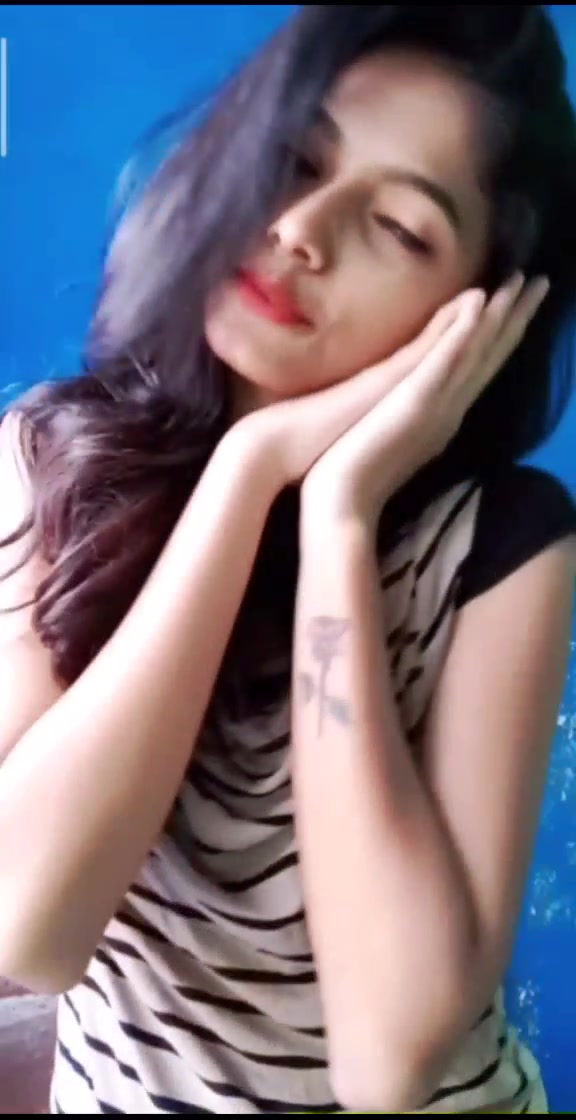 @manu_malvi_