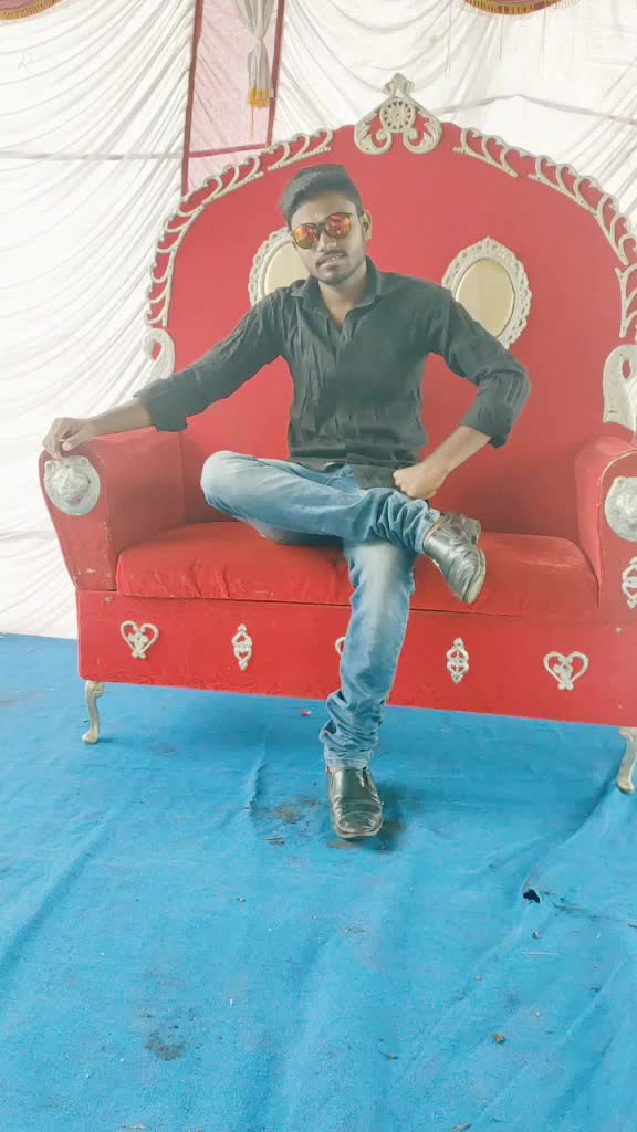 @golden gundu