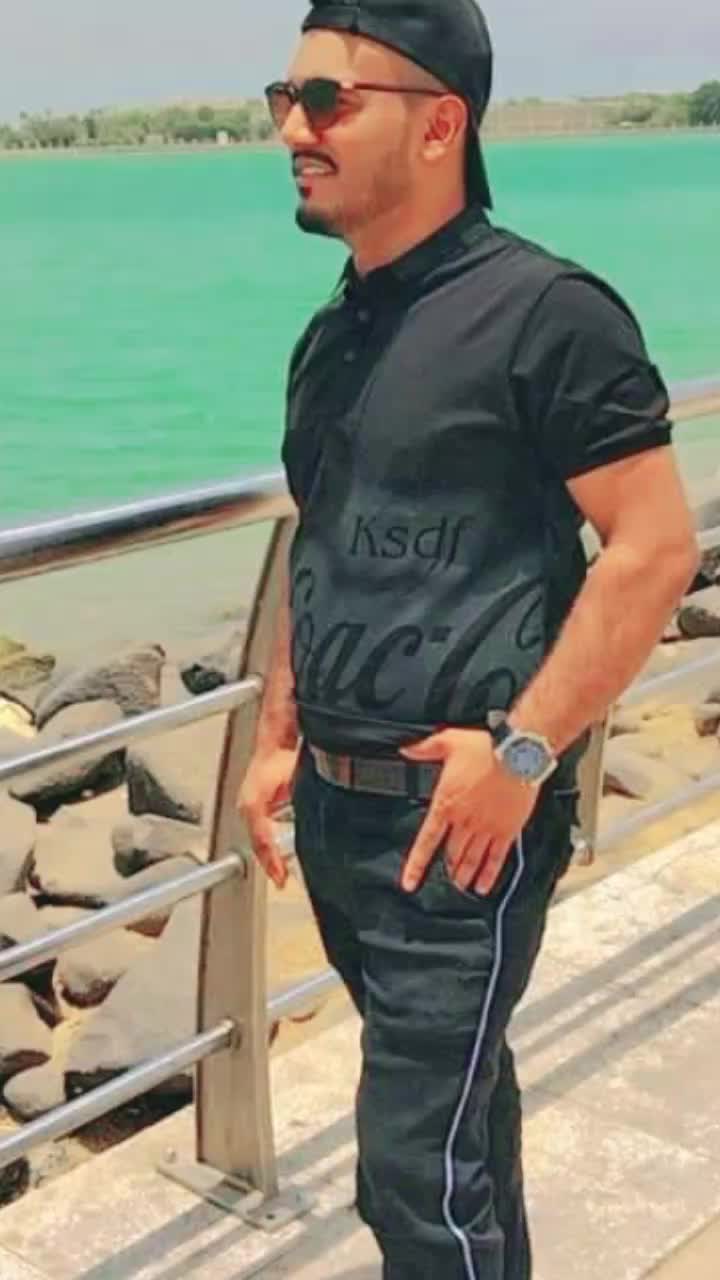 @ভদ্র ছেলে 🥰🥰
