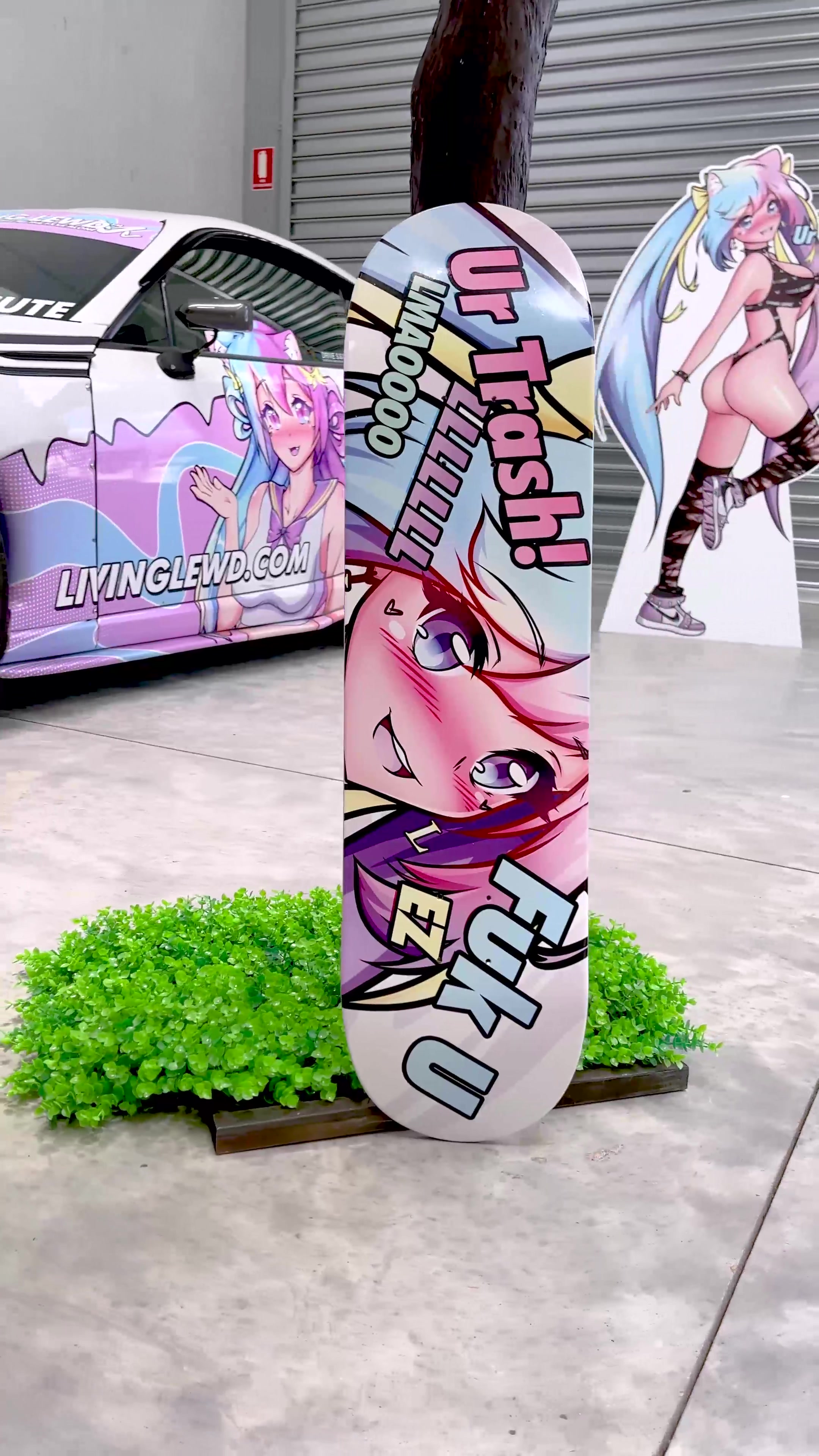 @Living Lewd