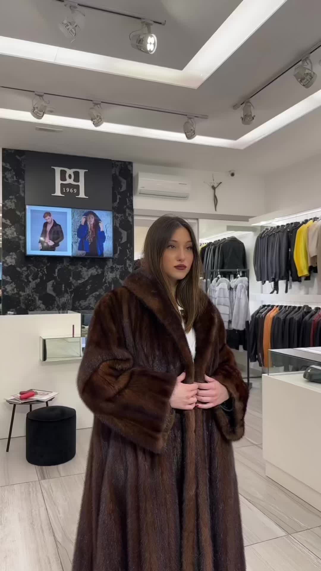 @Pellicceria Perfetto Moda