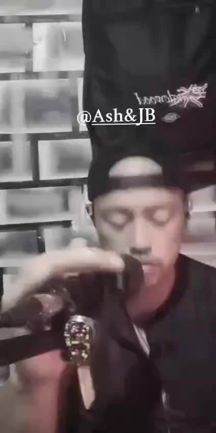 @Ashley2