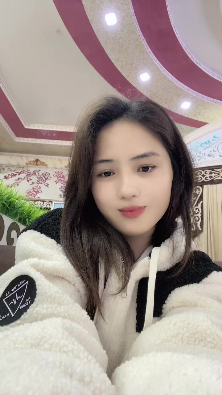 @Кішкентәй🫀