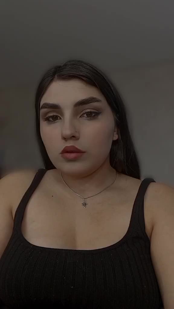 @serrova_